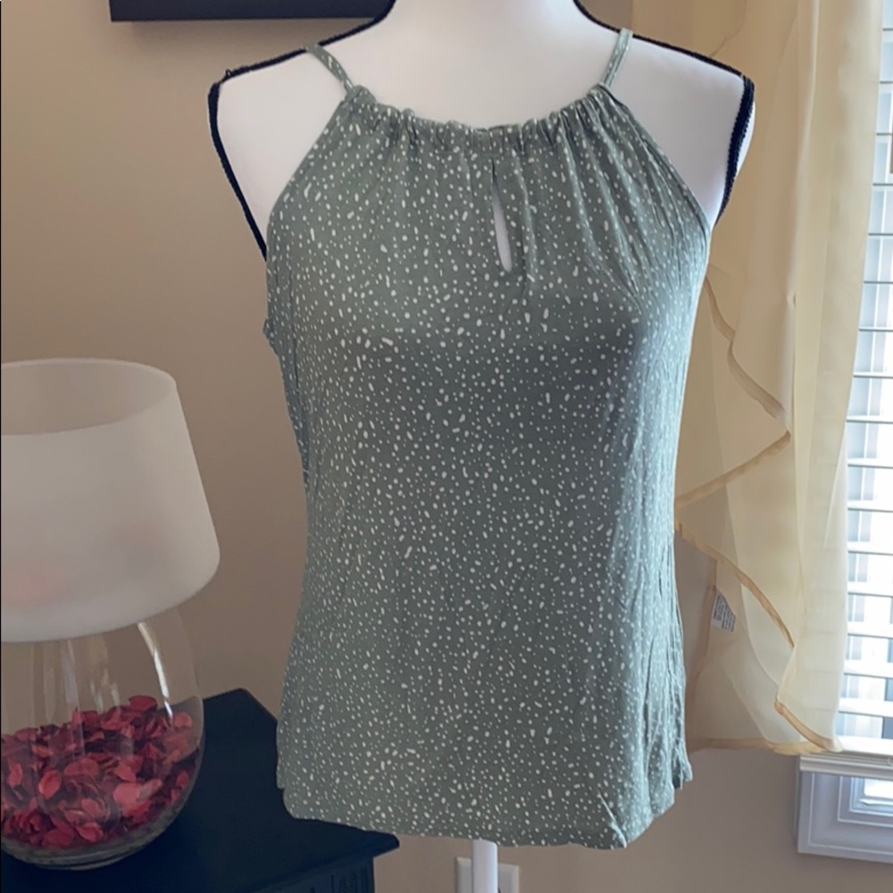 ⭐️ 3 for $25 - 100% soft rayon shirt